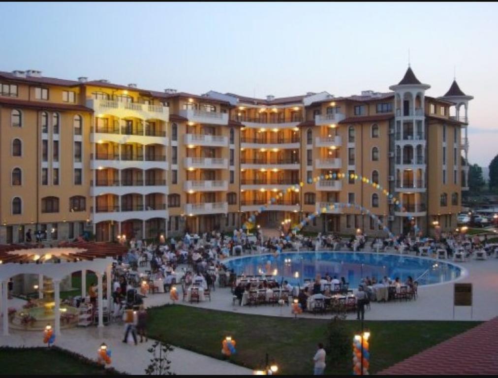 Royal Sun - Sunny Cove Apartment Солнечный берег Экстерьер фото